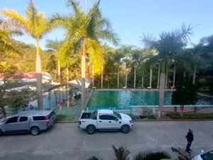 Bể bơi khoáng nóng Thanh Luông