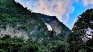 Cổng Trời Ngũ Lão