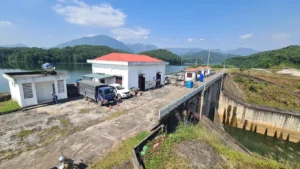 Hồ Đầm Hà Động