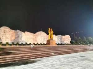 Quảng trường Nguyễn Tất Thành