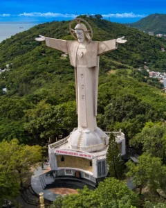 tượng chúa giêsu kito vua vũng tàu