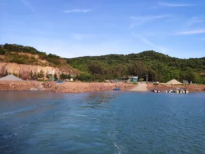 Bến phà Cái Chiên