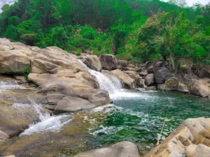 Thác Trượt Nam Đông