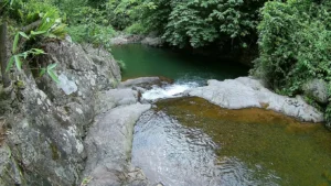 Thác Tú Sơn