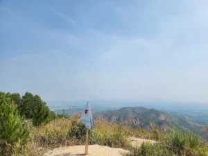 Cột mốc Chư Hreng - Kon Tum