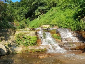 Thác Bậc Tình Yêu