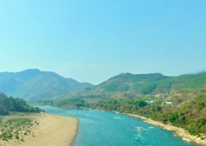 Cầu Vạn Bú
