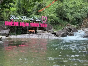 Thác Bạch Vân