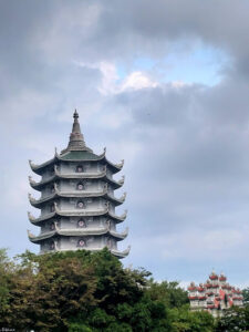 Chùa Linh Ứng