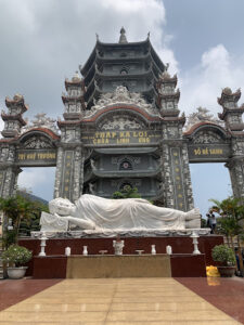 Chùa Linh Ứng