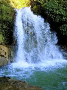 Thác Hoàng Thu Phố