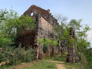 Tu Viện Cổ Tả Phìn