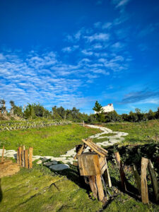 LakHill Farmstay