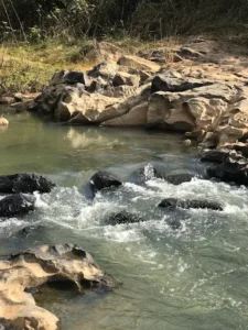 Suối Đá Đĩa Nam Trung