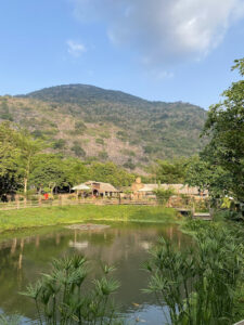 Lữ Quán Village