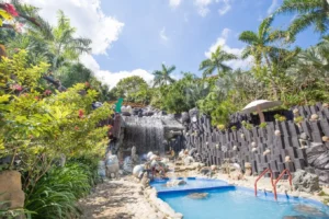 Khu Du Lịch Trăm Trứng - 100 Egg Theme Park