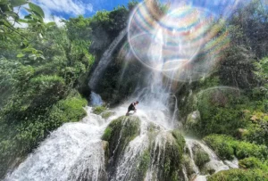 Thác Nước Quang Trung