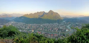 Đồn Pháp đỉnh núi Cấm