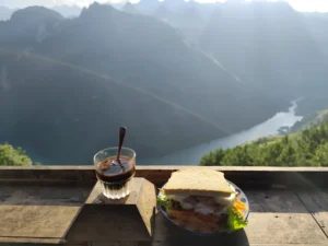 Mã Pí Lèng Ecolodge