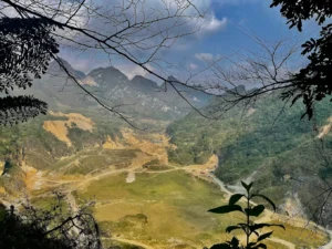 Hang Gia Long