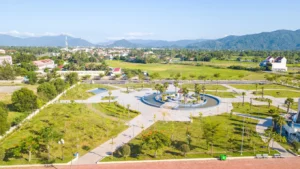 Quảng trường Đông Hòa