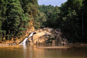 Thác 7 Tầng Păng Tiên