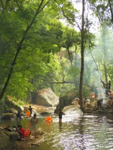 Trekking Thác Đăk Tuar