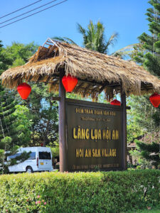Làng lụa Hội An
