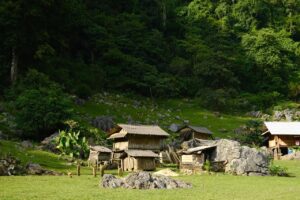 Bản người Mông Nguyên Thủy