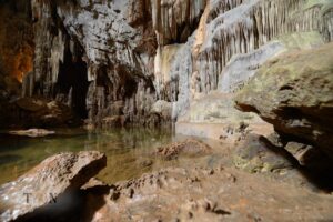 Hang Phượng Hoàng