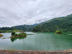 Hồ thủy điện Khao Mang