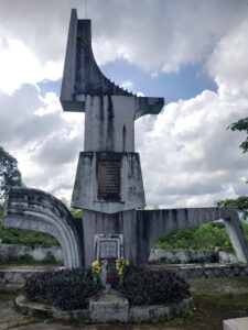 Tượng Đài Chiến Thắng Cao Điểm 241 Căn Cứ Carroll