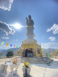 Đền Linh Sơn Thủy Từ