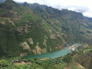 Đồng Văn Waterfall