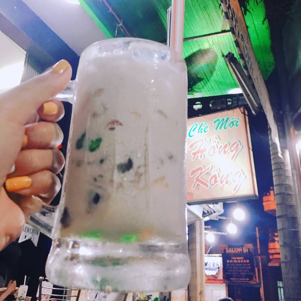 Quán Chè Hương Đào