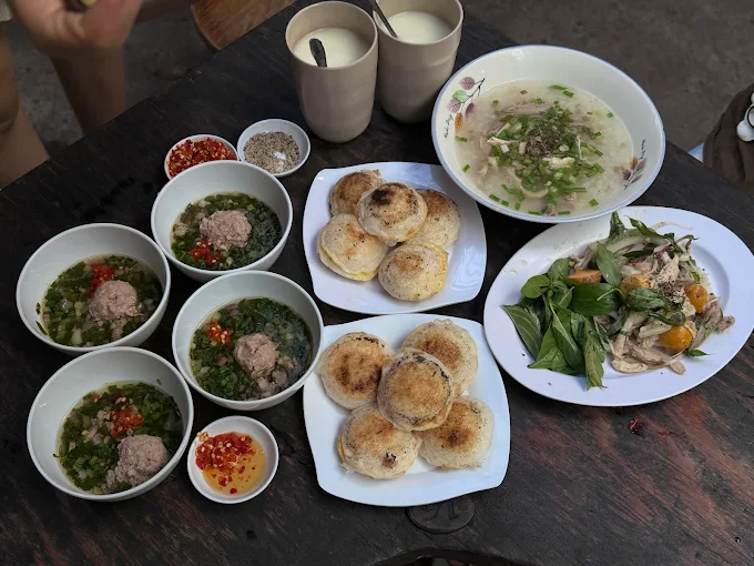Bánh căn Cây Bơ