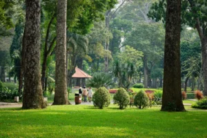 Dinh Độc Lập - Công Viên Tao Đàn