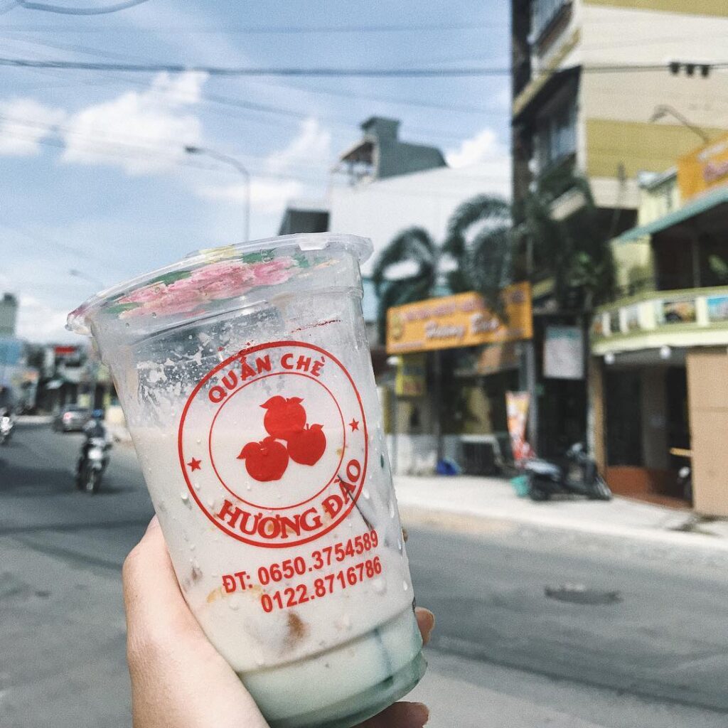 Quán Chè Hương Đào