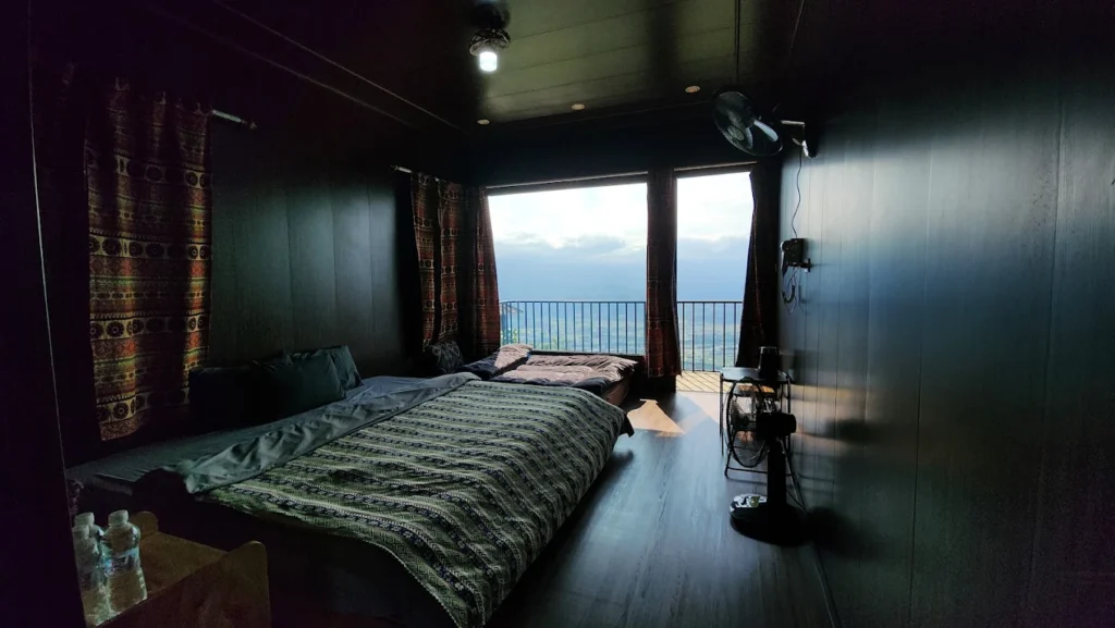 Lau Camping Phình Hồ