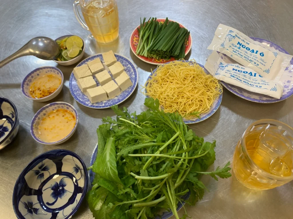 Lẩu dê Ngoại Ô