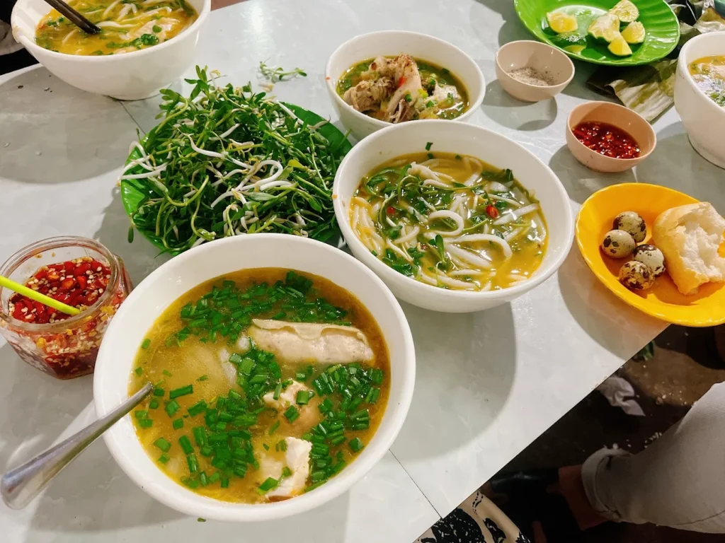 Quán bánh canh cá lóc Bình An