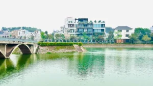 Quảng trường Hồ Xương Rồng