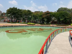 Vòng quanh công viên phần mềm Quang Trung