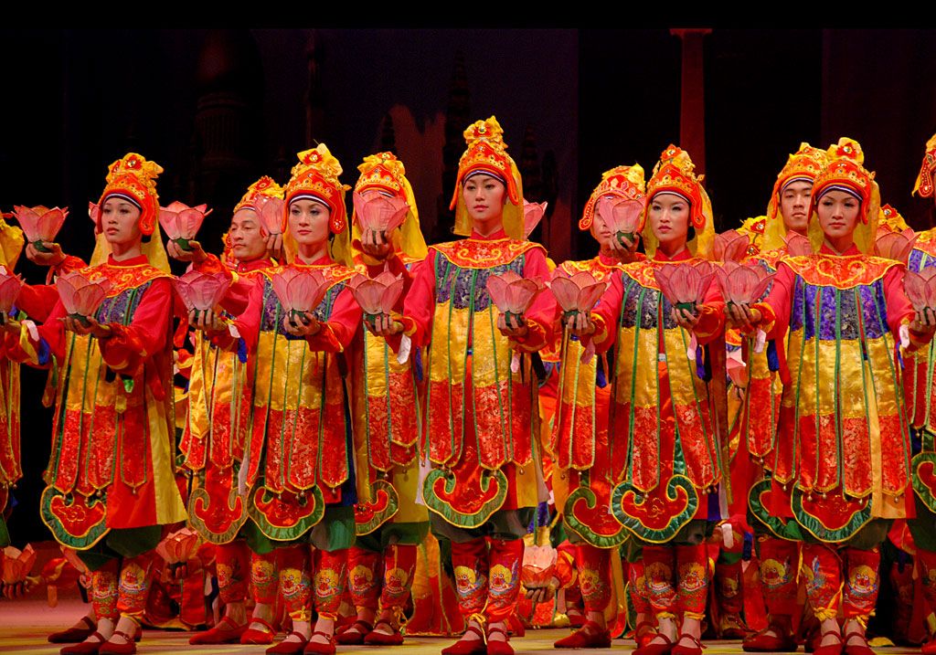 vietnamese-cultural-performances-2.jpeg