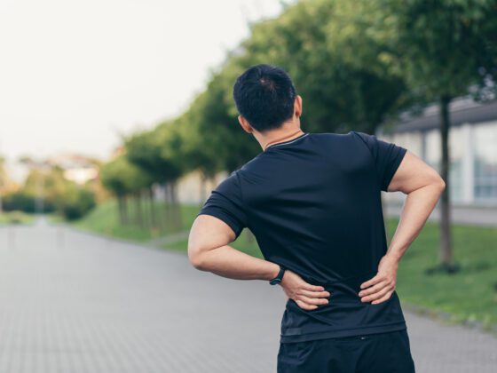 Walking exercises for back pain_thumb