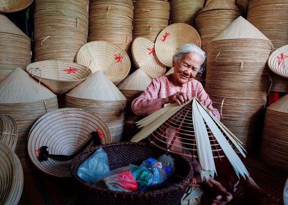 Vietnamese conical hat_thumb