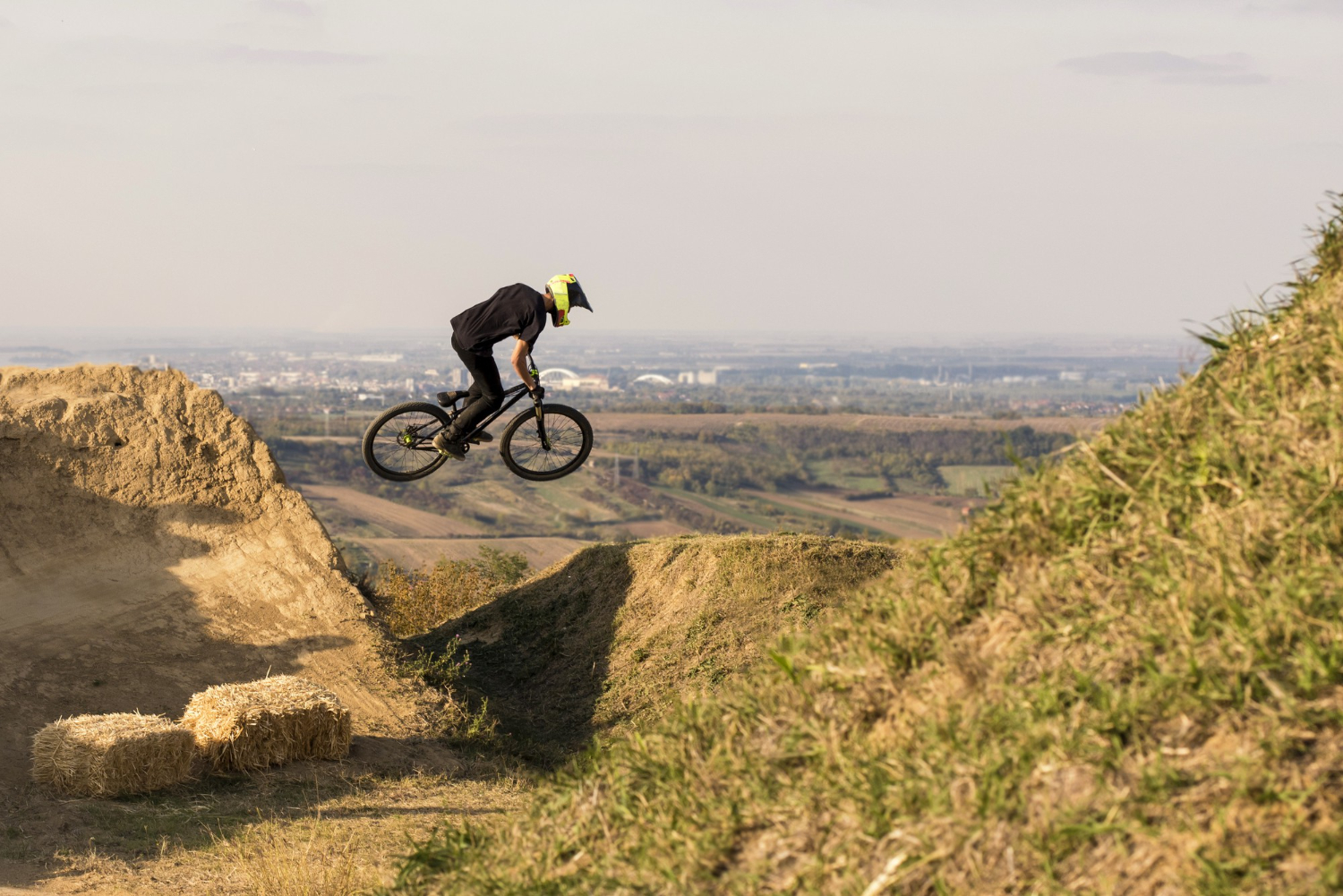 mountain-biking-2.jpg