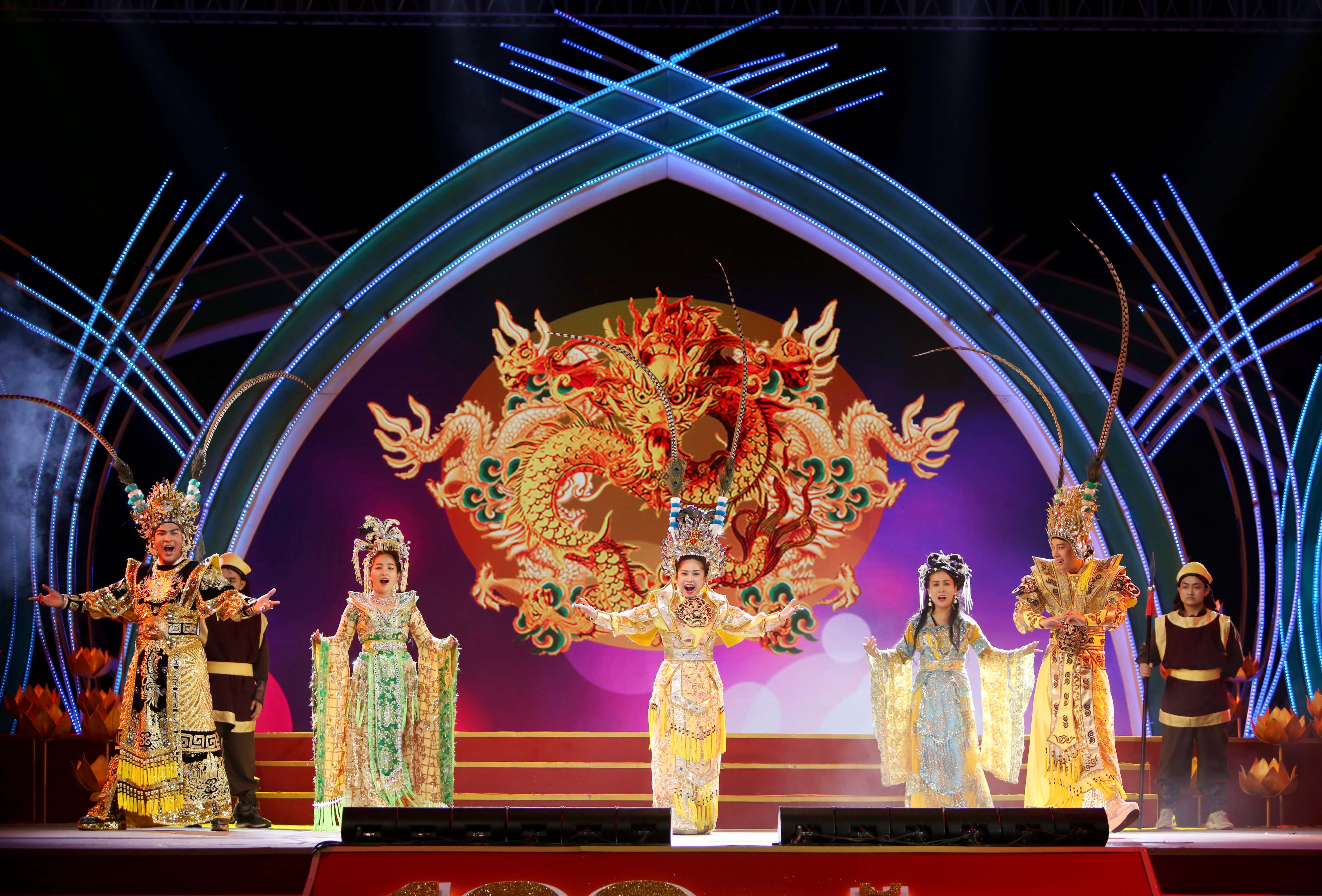 vietnamese-cultural-performances-3.jpg