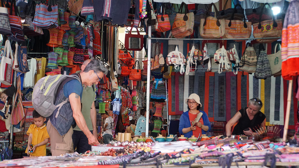 lao-cai-market-2.png