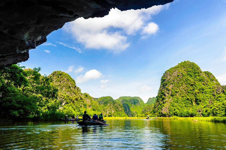 vietnam-caves-4.jpg